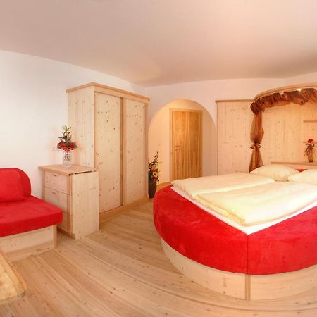 Bed & Breakfast Landhaus Strasser Söll Quarto foto