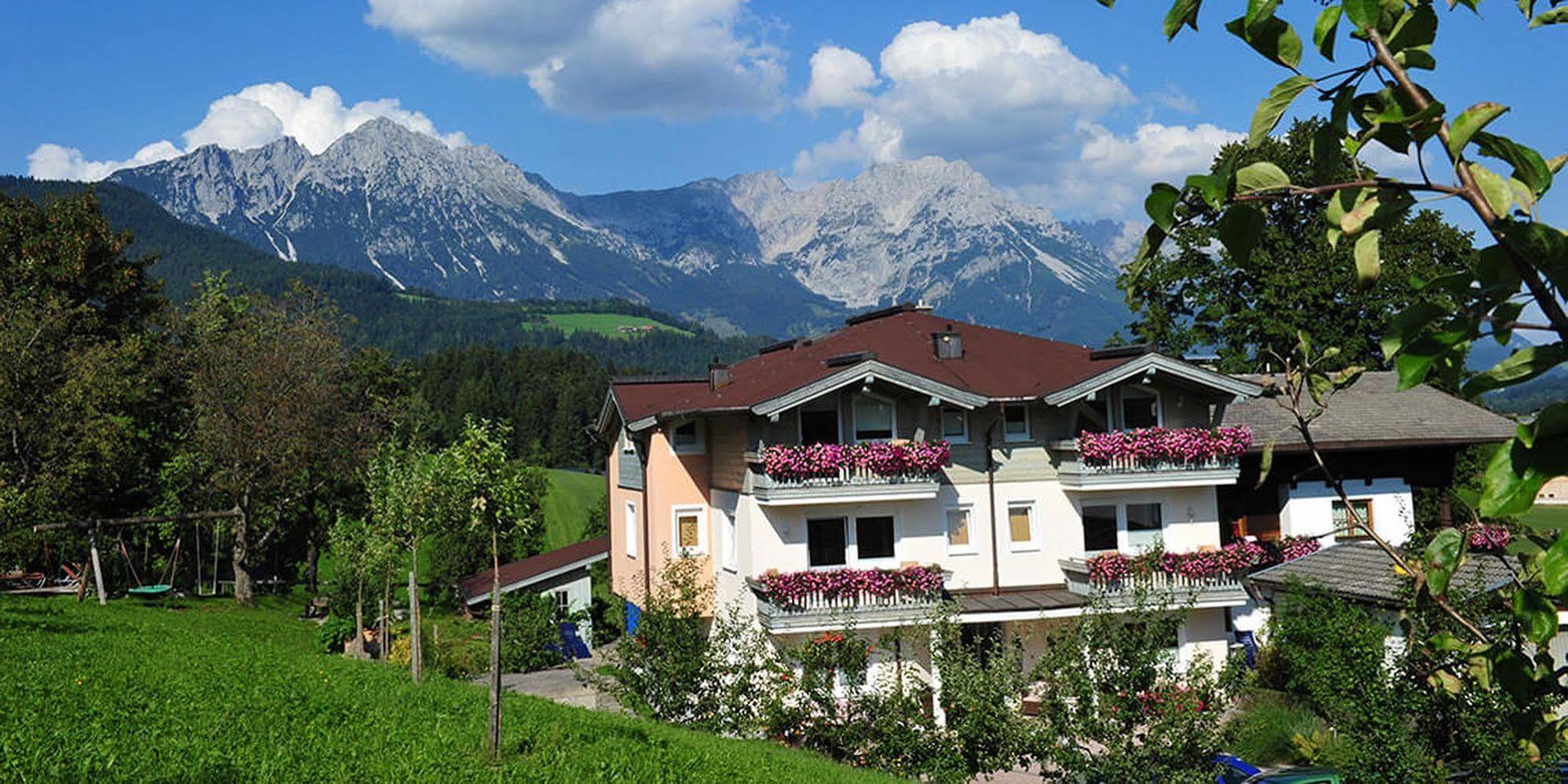 Bed & Breakfast Landhaus Strasser Söll Exterior foto