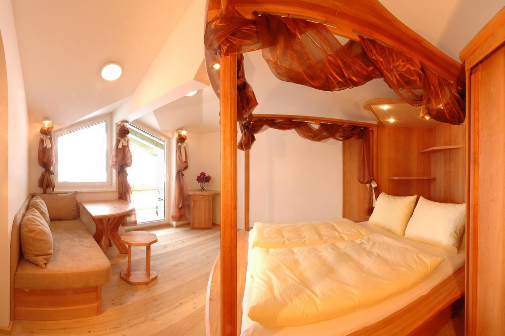 Bed & Breakfast Landhaus Strasser Söll Quarto foto